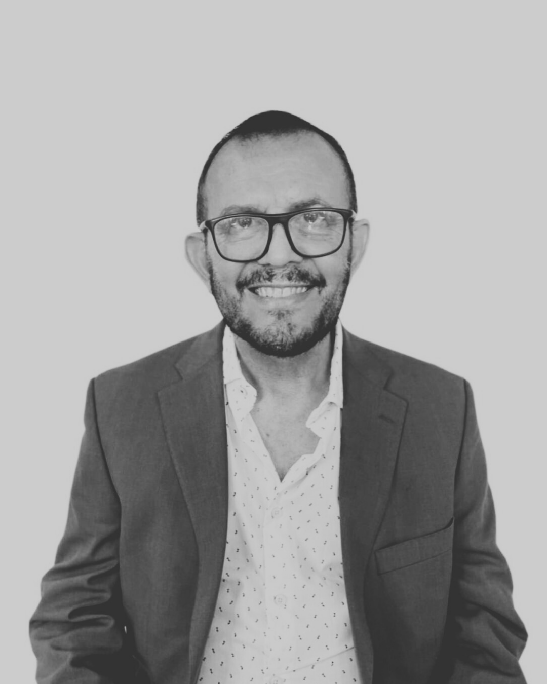Fundador de La Industrial S.R.L.
